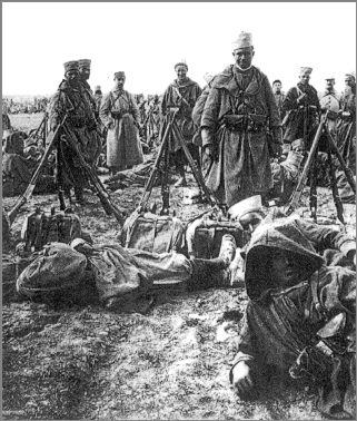 جنوبد مغاربة في الحرب العالمية الثانية خلال لحظة استراحة، الصورة من سنة 1915